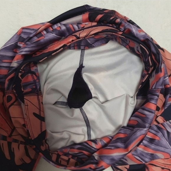 Nike Drifit Capri Leggings Womens Medium - Picture 11 of 14